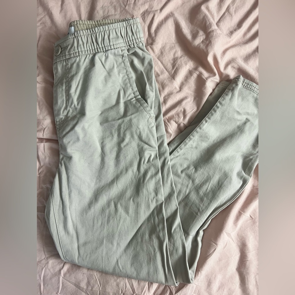 Boys khaki pants, size 10/12